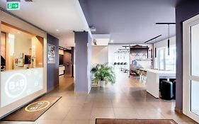 B&b Hotel  3*